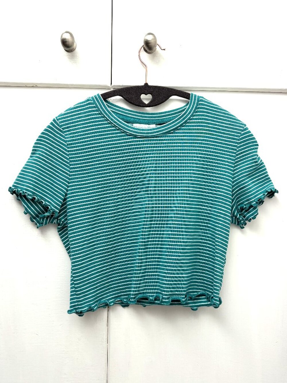 NWOT Abound Green White Striped Lettuce Trim Crop Top Size M